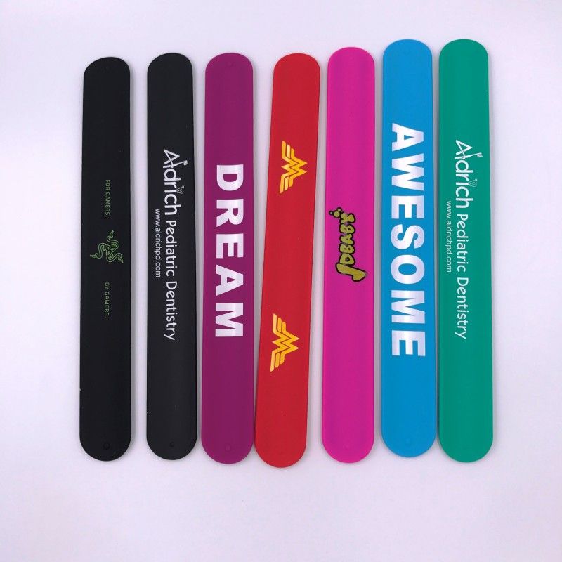 Promotional customized logo silicone slap bracelet